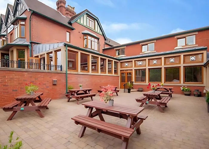 Staindrop Hotel